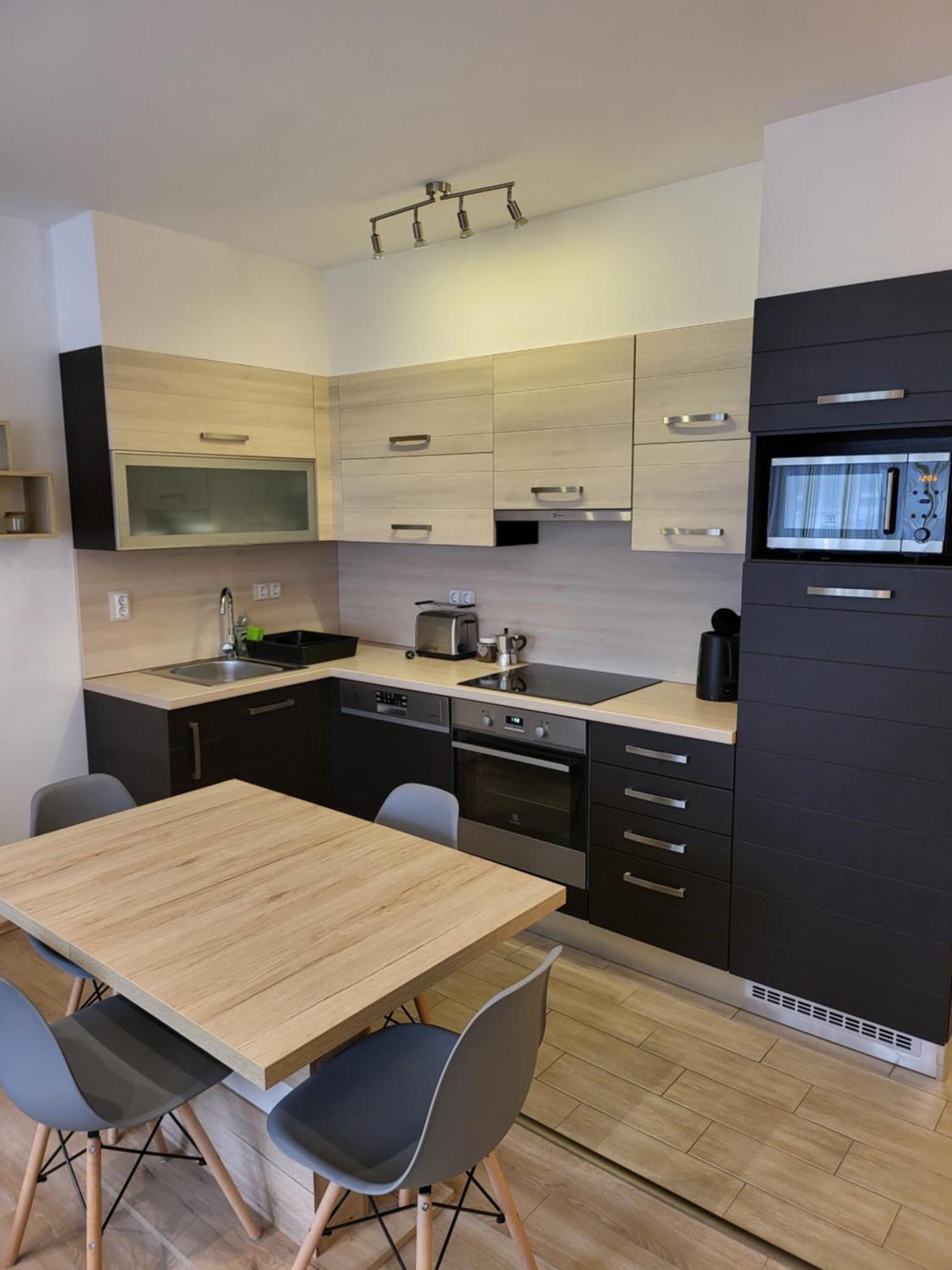 Triangol Apartman: Fuerdo, Belvaros, Egyetem Yanıkkale Dış mekan fotoğraf
